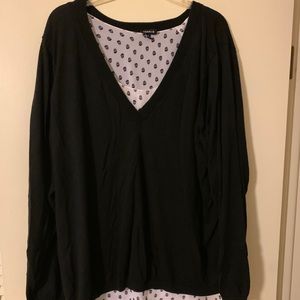 EUC Torrid Size 5 Black /Skull print 2fer sweater